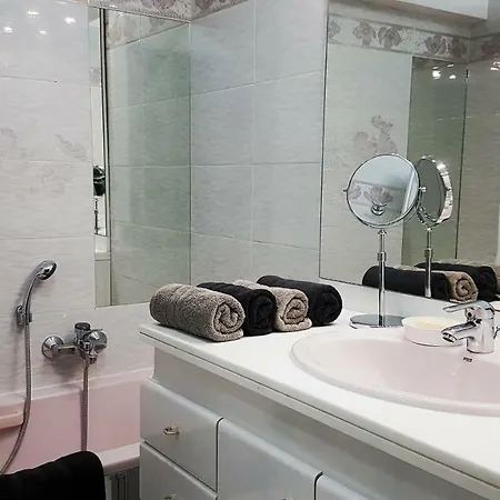 Apartmán Superbe 2 Pieces En Rez-de-jardin Ensoleille ❤️ Golfe-Juan